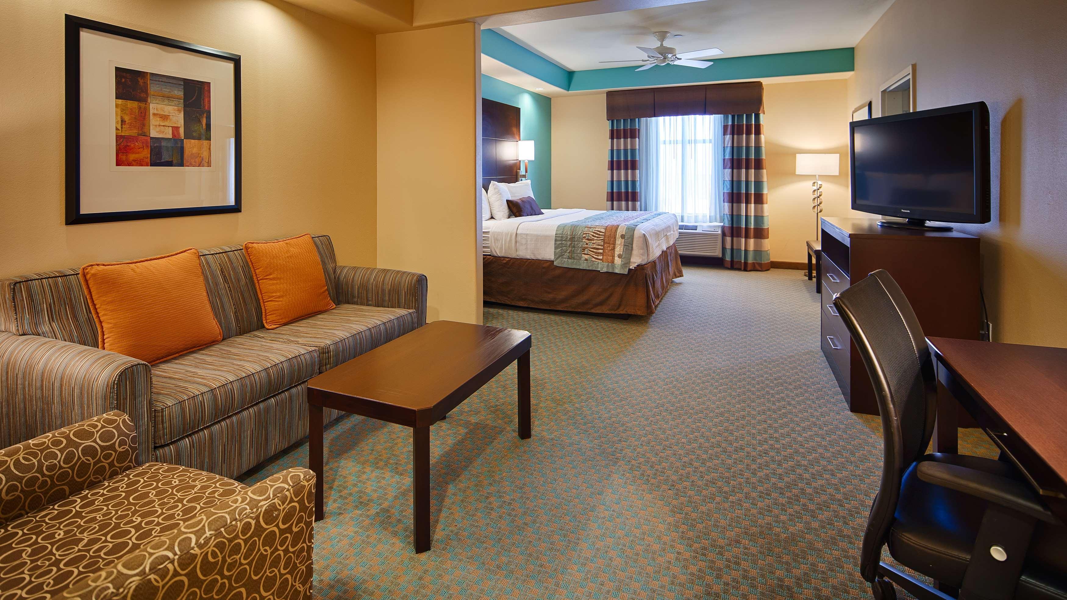 Best Western Plus Midland Suites Εξωτερικό φωτογραφία