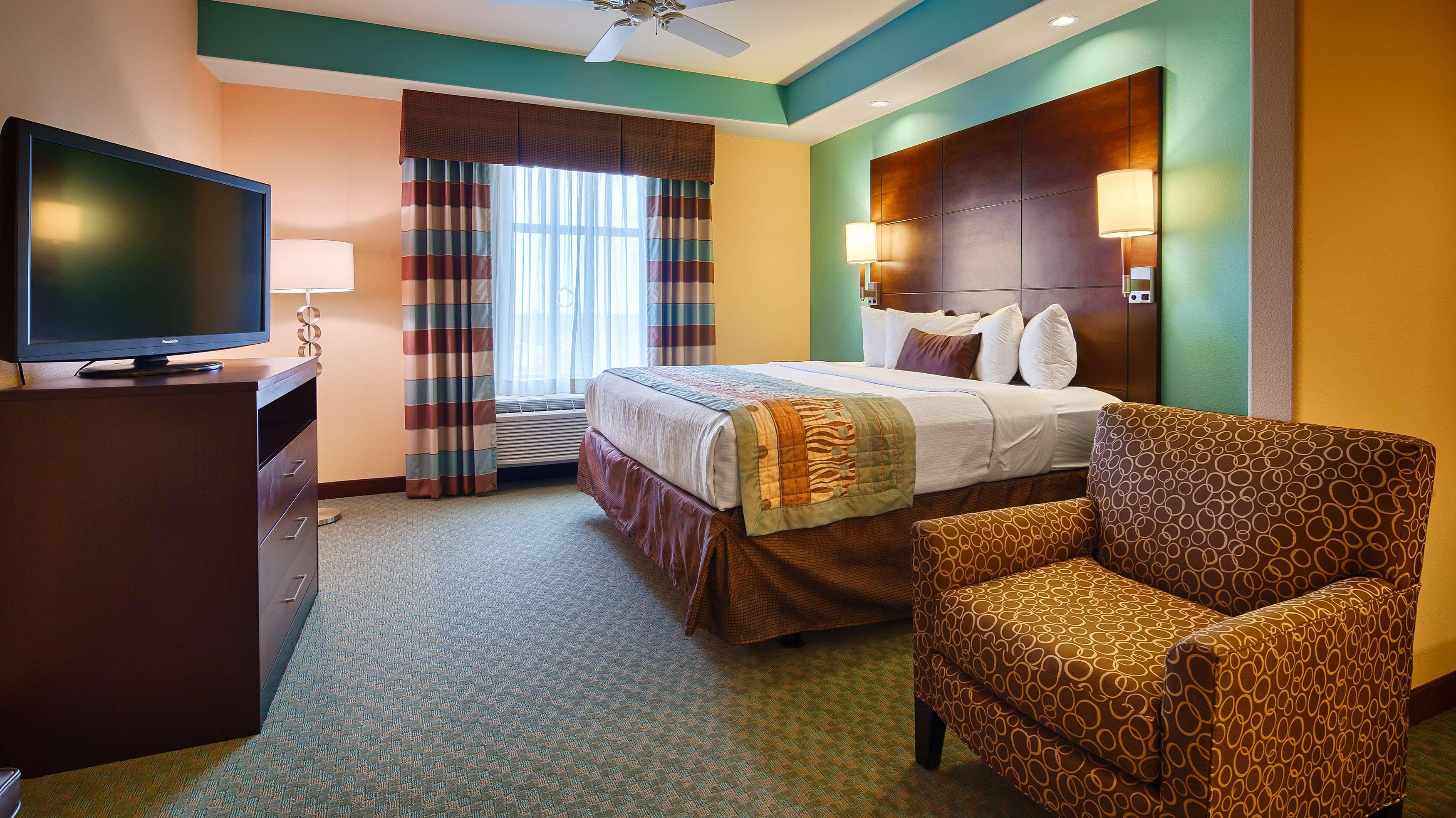 Best Western Plus Midland Suites Εξωτερικό φωτογραφία