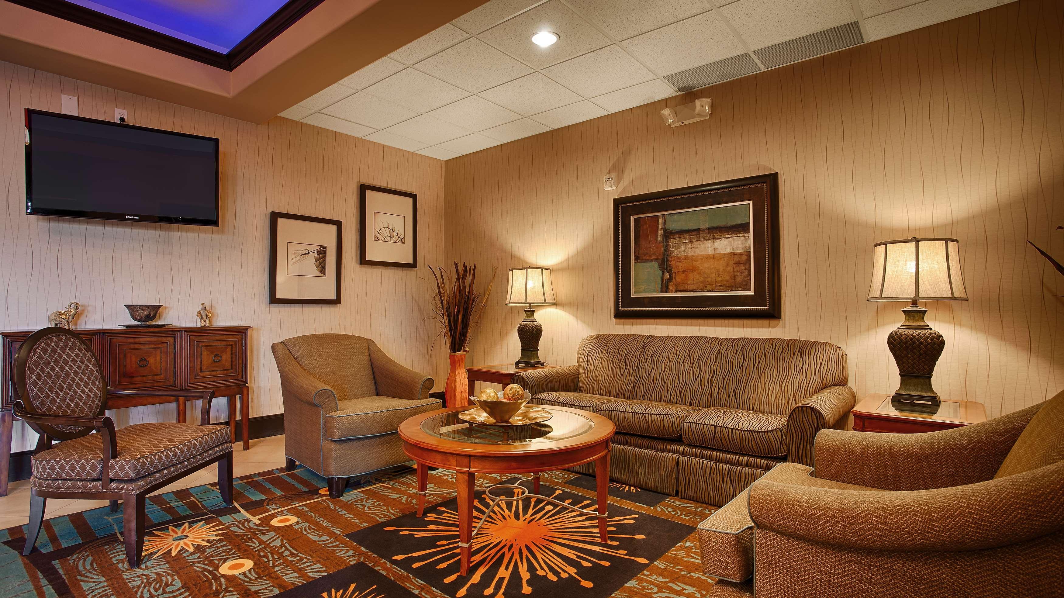Best Western Plus Midland Suites Εξωτερικό φωτογραφία
