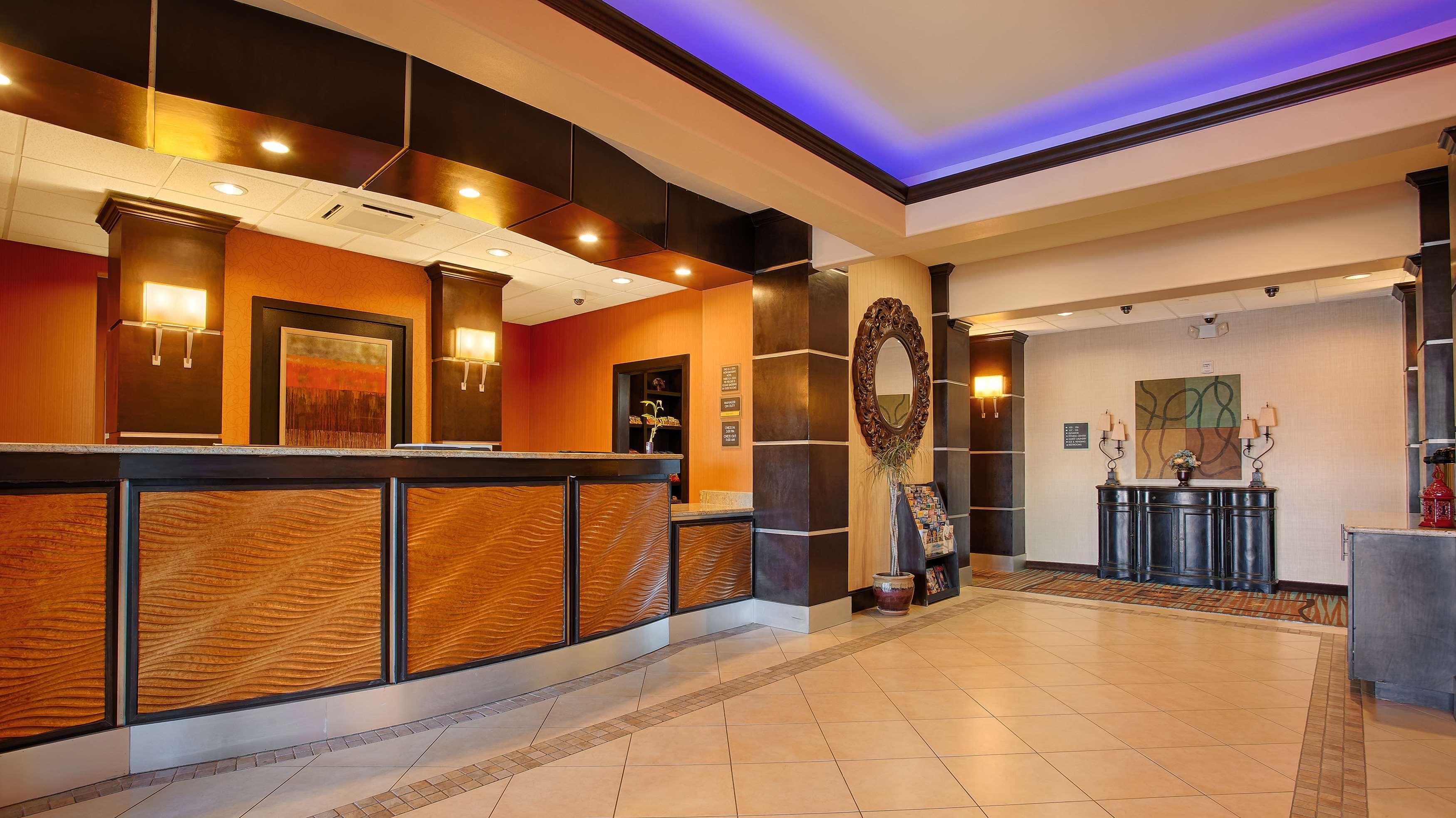 Best Western Plus Midland Suites Εξωτερικό φωτογραφία