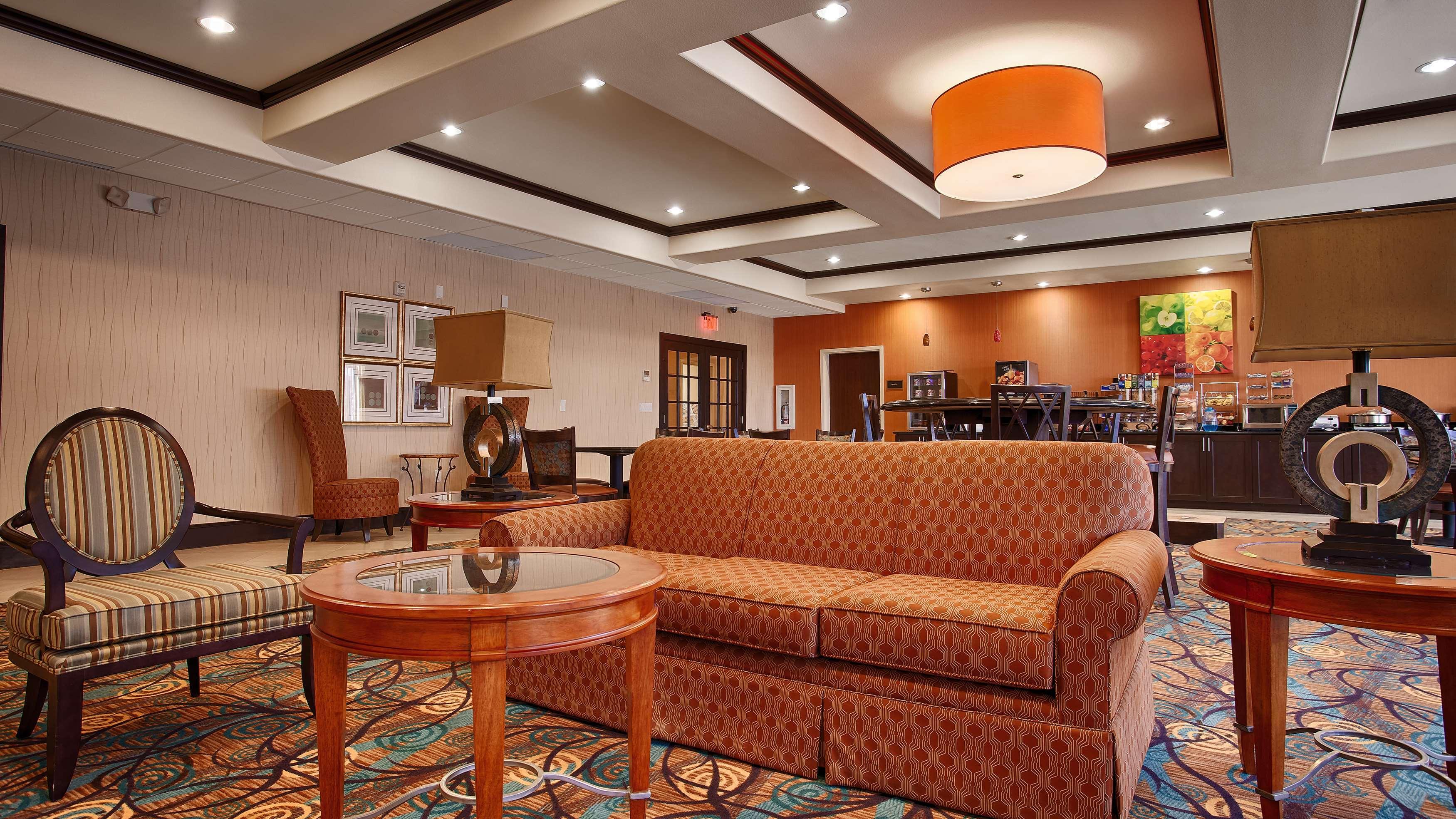 Best Western Plus Midland Suites Εξωτερικό φωτογραφία