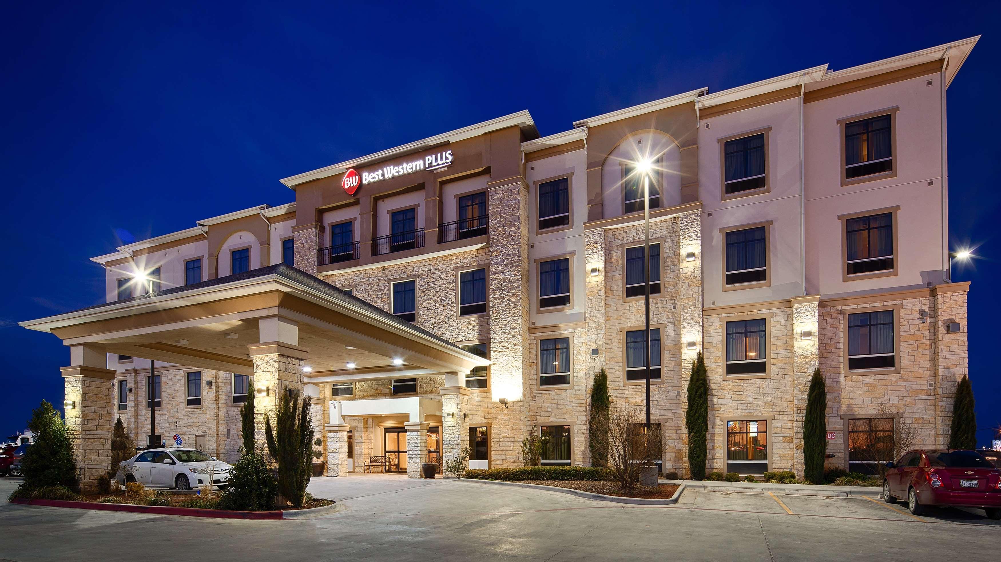 Best Western Plus Midland Suites Εξωτερικό φωτογραφία
