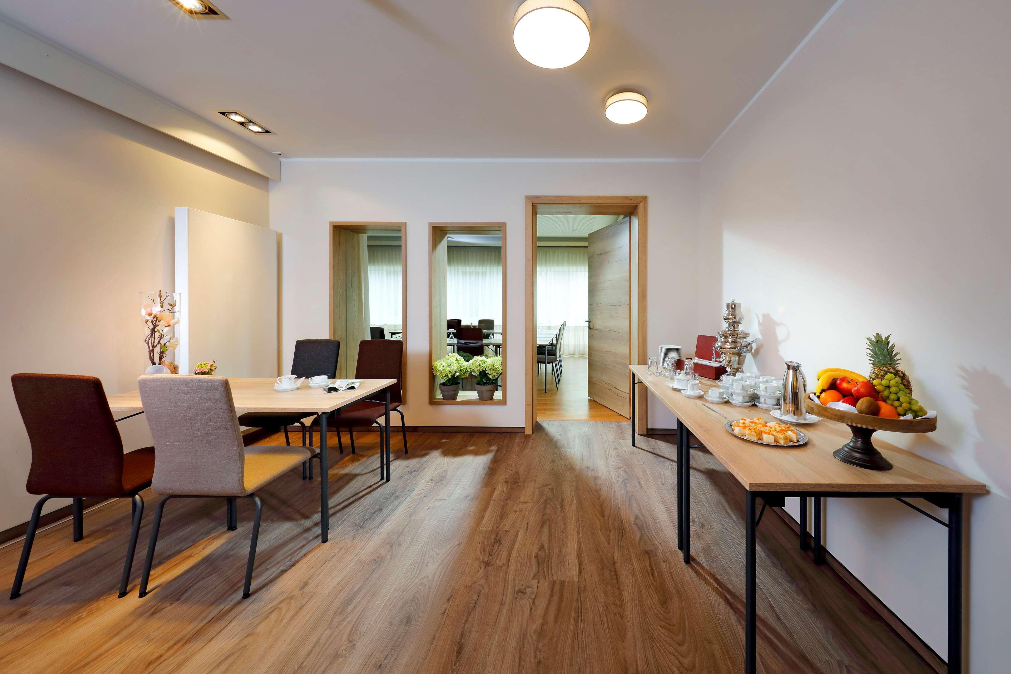 Best Western Plus Midland Suites Εξωτερικό φωτογραφία